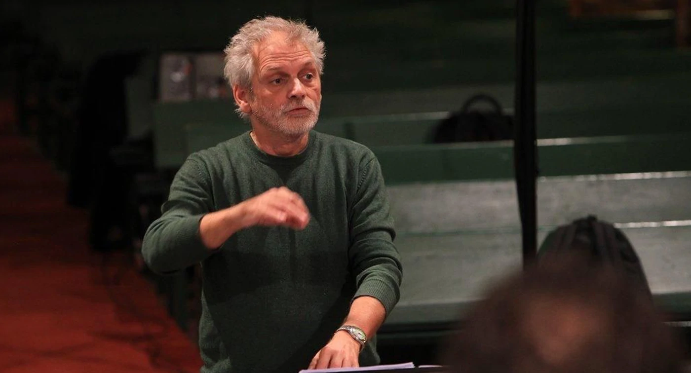 ensemble_05-1400@1x-14d7d6453a8ae726b9676029c21c2fb7